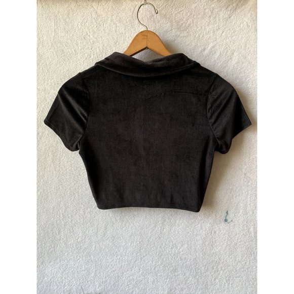 Pacsun Black Velvet Crop Top with Cool Buttons Size M - Picture 4 of 4